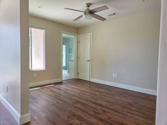 Building Photo - Stunning Coastal Retreat in Oceanside with...