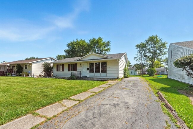 Building Photo - 3 bedroom home!
