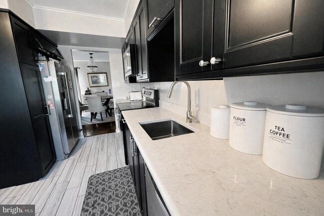 Building Photo - 6046 Bonnie Bern Ct