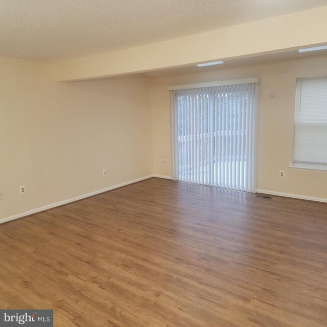 Building Photo - 7438 Catterick Ct