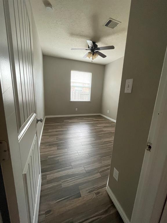 Building Photo - 4418 Legends Bay Dr