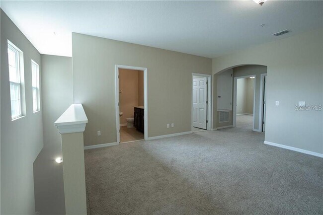 Building Photo - 14450 Desert Haven St