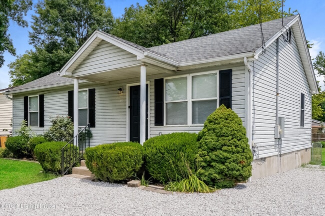 Building Photo - 156 Hackberry Ln