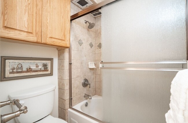 Building Photo - BeachFront Furnished Condo at Sugar Beach Resort, 1 Bed / 1 Bath with Ocean Views!