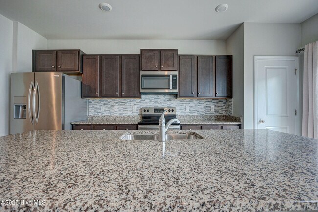 Building Photo - 4613 Wildaire Ln