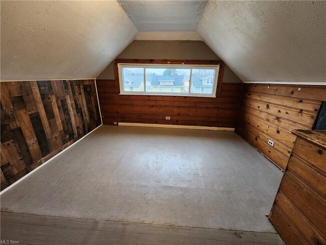 Building Photo - 3573 W 120th St