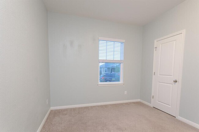 Building Photo - 14024 Sherri Berry Wy