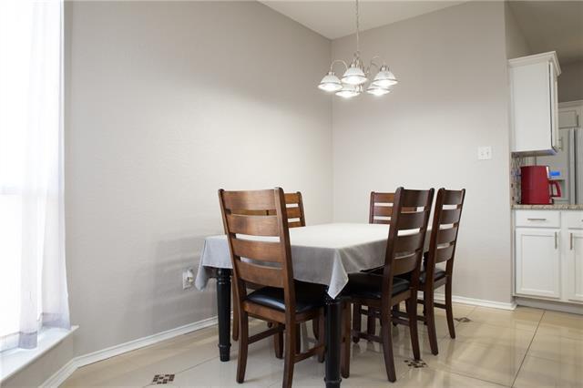 Building Photo - 2021 Reddenson Dr