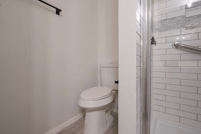 Building Photo - 16127 Olive Glen Dr