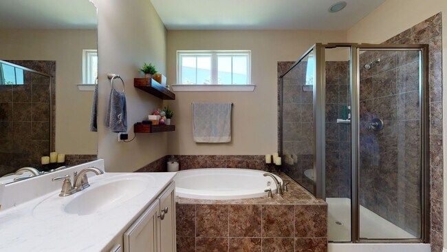 Building Photo - Holly Ridge 4 Bedroom
