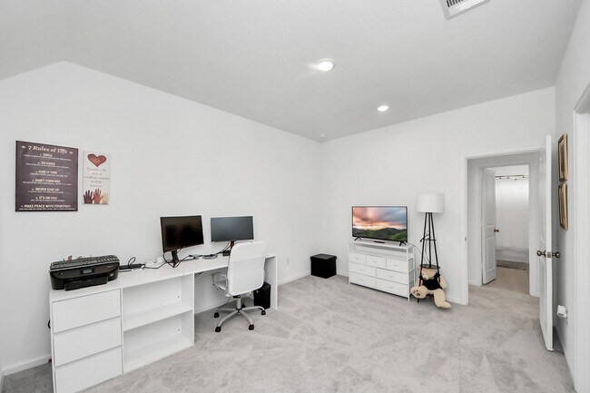 Building Photo - 309 Violet Crown Ln