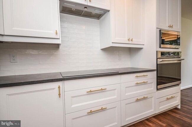 Building Photo - 10993 Thrush Ridge Rd
