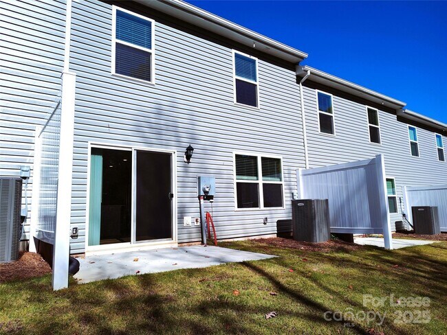 Building Photo - 2931 Penninger Cir