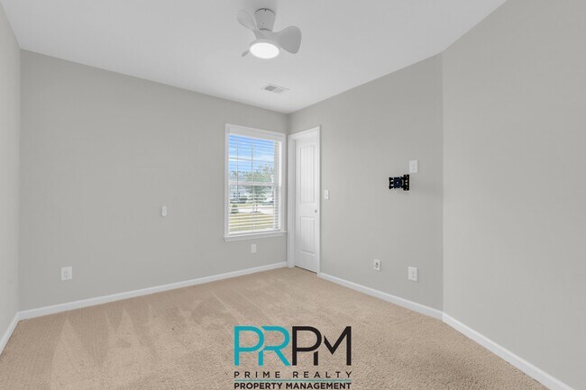 Building Photo - 109 Screech Dr