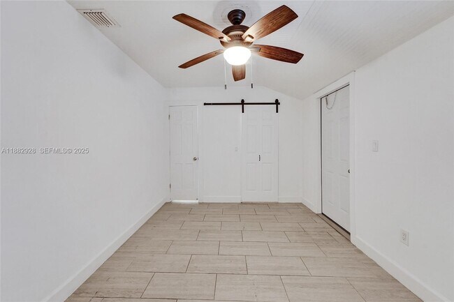 Building Photo - 4718 NW 15th Ave