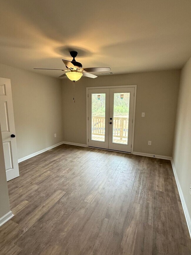 Building Photo - 4 Bedroom/4 Bath House off of Will Hunter Road! Pre-leasing Now!