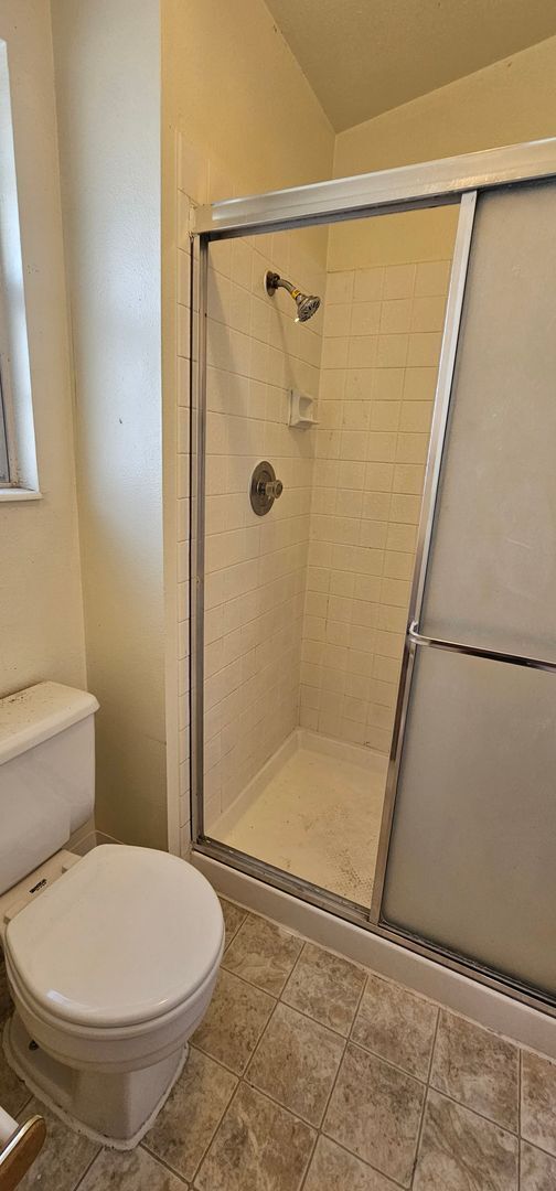 Building Photo - Updated 3-Bedroom Sparks Home | 1,500+ Sq Ft | 2.5 Baths | Fireplace | Fenced Yard | $2,400