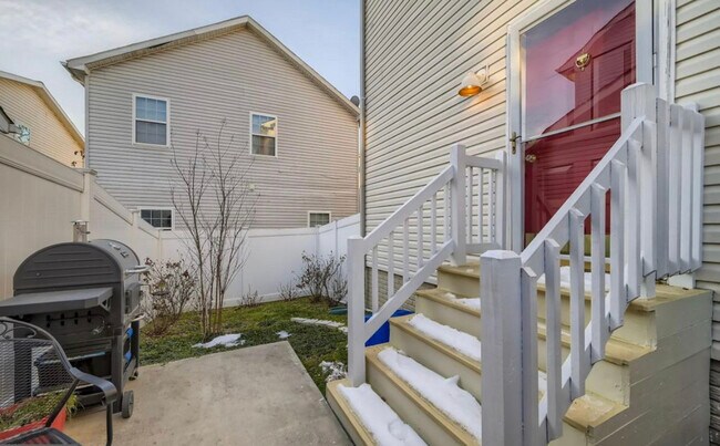 Back Entrance - 7347 Point Patience Way