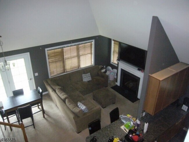 Building Photo - 169 Tarrington Rd