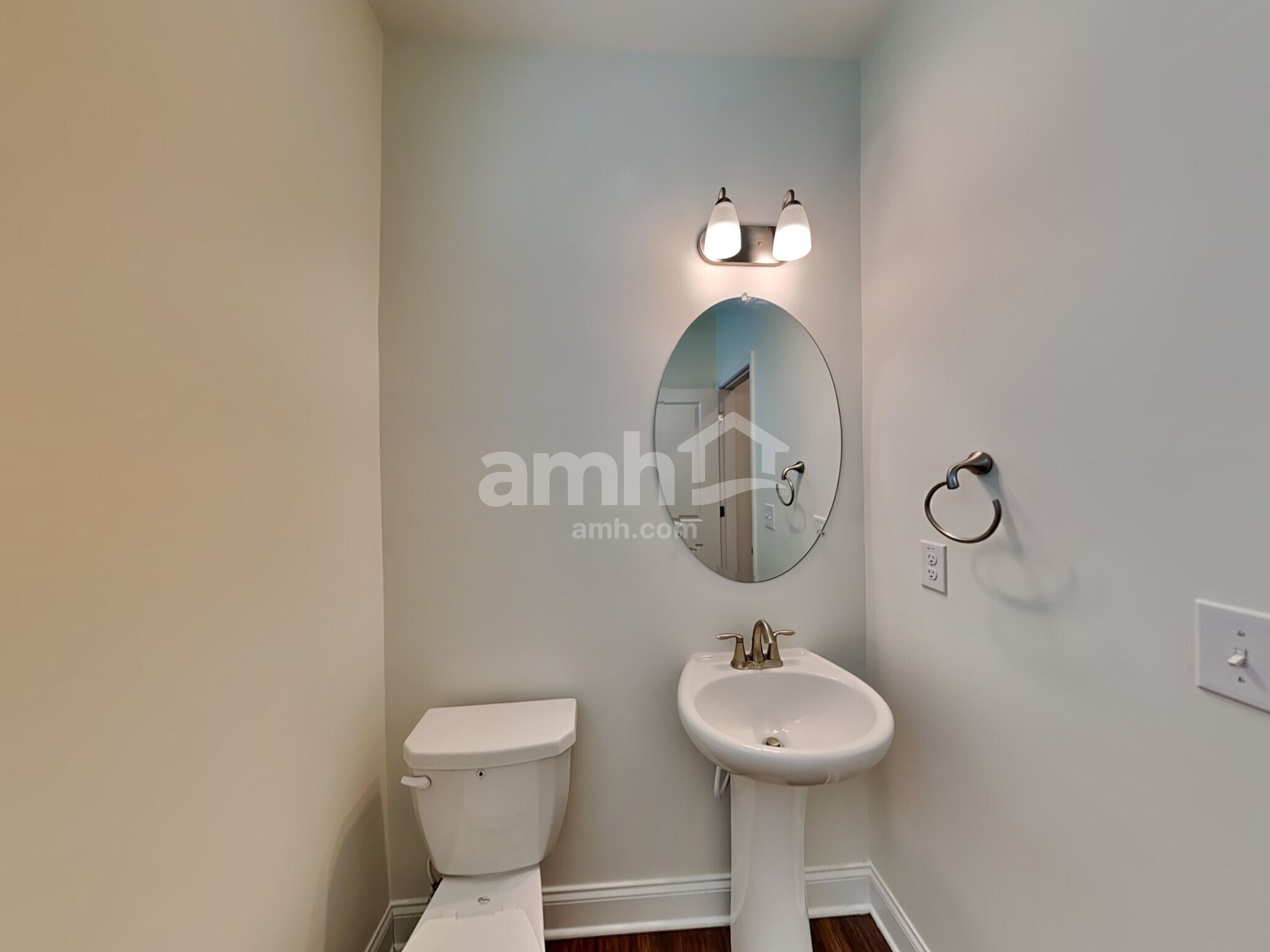 Building Photo - 2150 Brook Enclave Trail