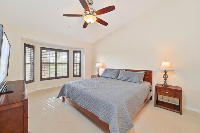 Building Photo - ** 2Bed/2Bath - Turnkey Condo in Bella Terra - Short Term Rental **