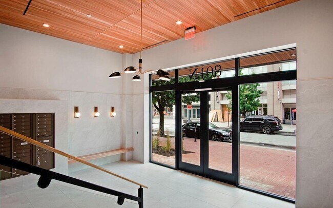 Building Photo - One Bedroom Condo in the Heart of the City + Rooftop Deck **Half Month Free on 12 Month Lease**