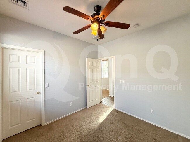 Building Photo - 15564 W Mescal St
