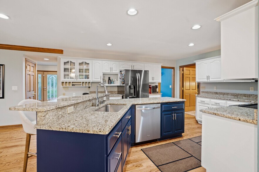 Building Photo - N53W16142 Waldens Pass