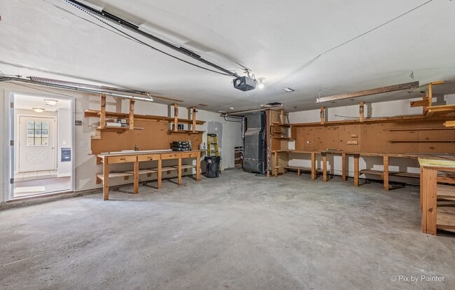 Building Photo - 548 N Hainesville Rd