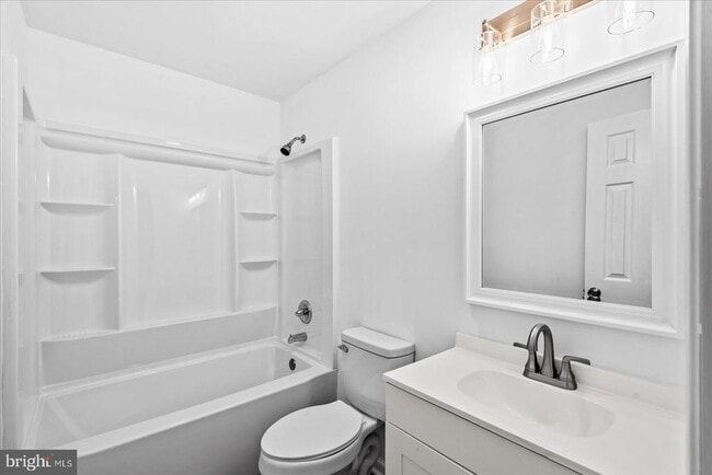 Building Photo - 65 Wades Run