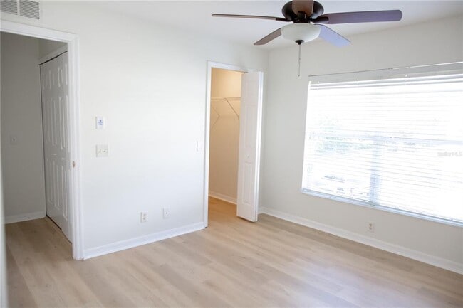 Building Photo - 9426 Charlesberg Dr