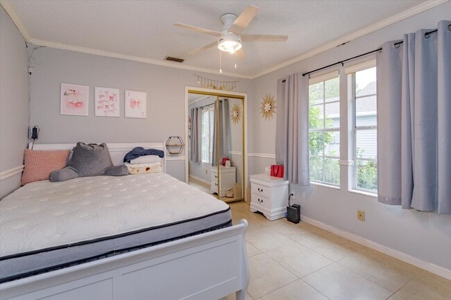 Building Photo - ? Charming Longwood Townhome with Modern Updates & Solar Power