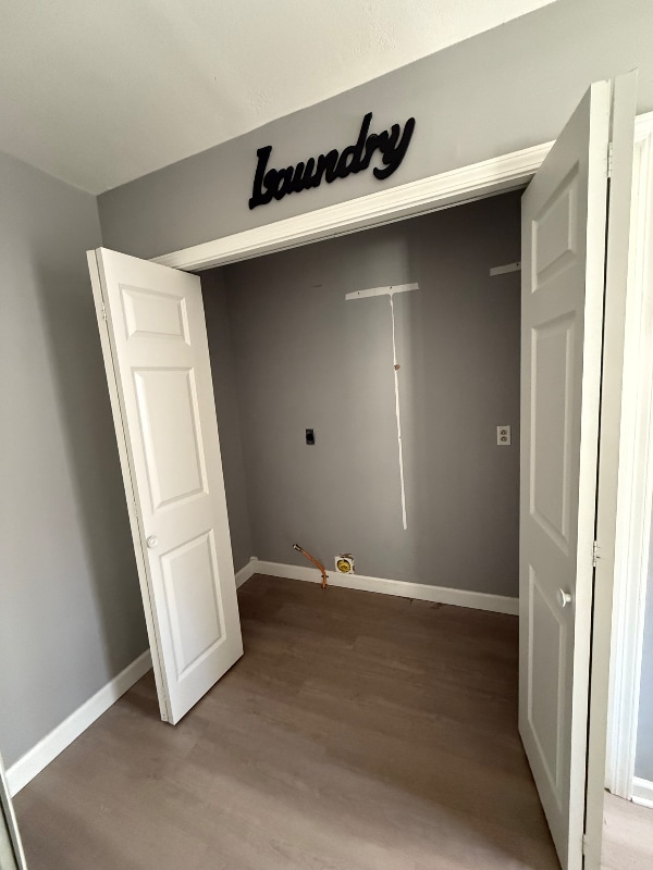 Building Photo - 8934 S South Hill Dr