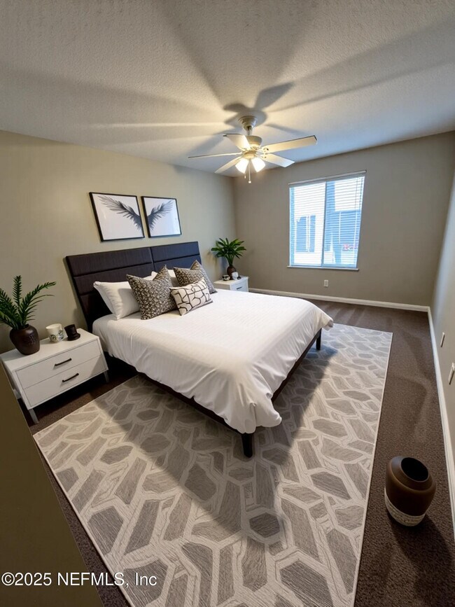 Building Photo - 8880 Old Kings Rd S