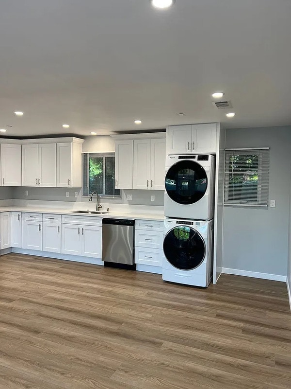 Building Photo - 2205 Conquista Ave