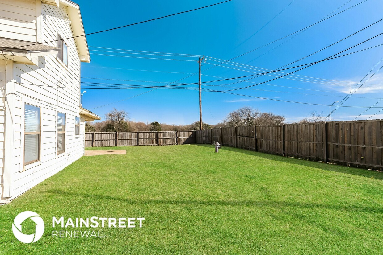 Building Photo - 945 Thorton Dr