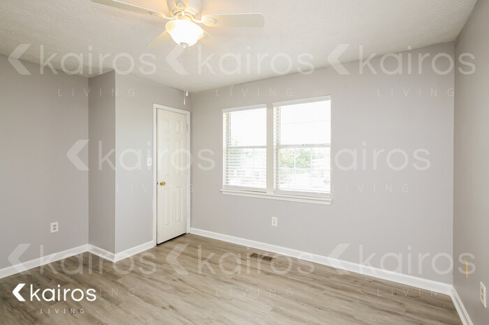 Building Photo - 105 Fawn Dr