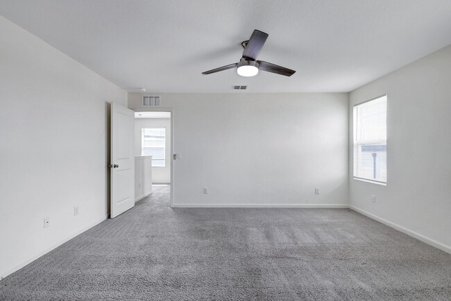 Building Photo - ***MOVE-IN SPECIAL: TWO WEEKS FREE***Spacious Two-Story Retreat on a Cul-de-Sac with Bonus Room