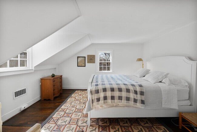 Building Photo - 112 Chestnut Land Rd