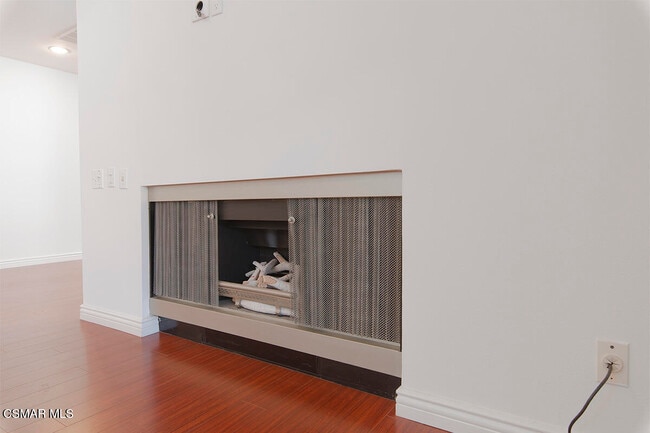 Building Photo - 31515 Lindero Canyon Rd