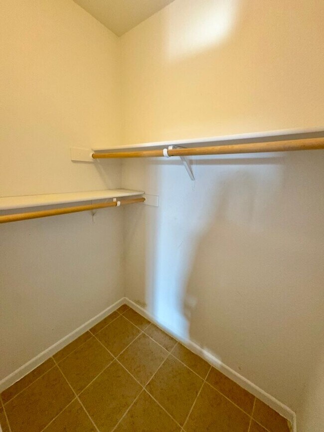 Building Photo - AVAILABLE SOON!