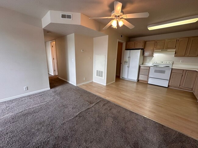 Building Photo - 8027 Copperfield Pl
