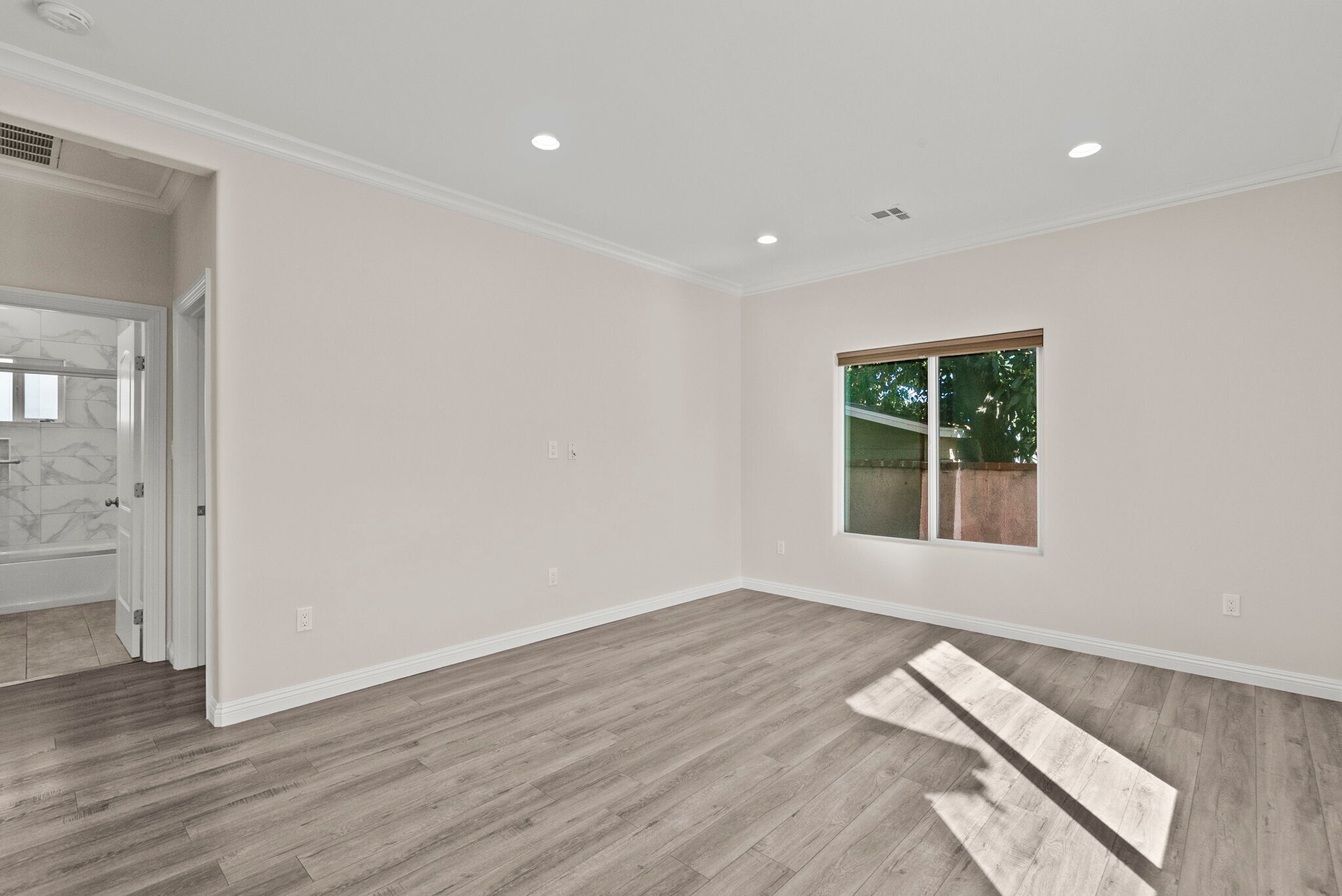 Building Photo - 6715 Cedros Ave