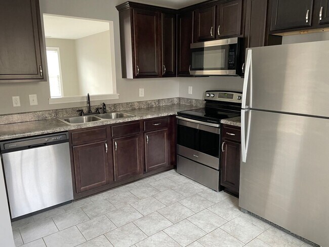 Building Photo - 1708 Manning Dr
