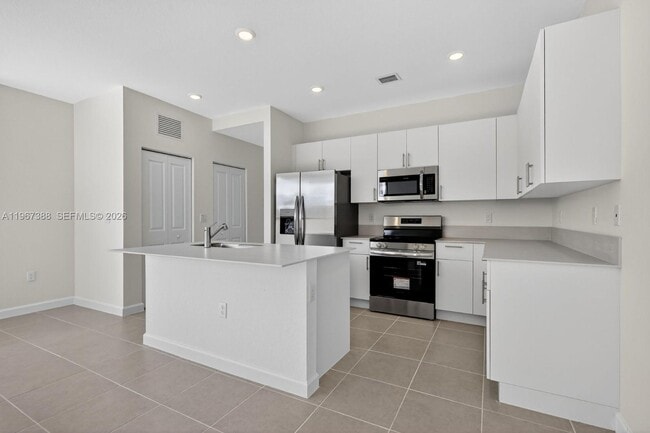 Building Photo - 13888 SW 261st Terrace