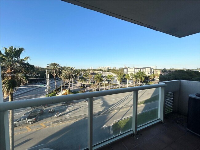 Building Photo - 13499 Biscayne Blvd