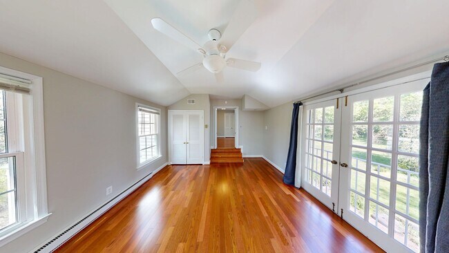 Building Photo - Updated  4/3.5 Farmhouse in Bethesda on Private, 1.5 Acre Lot