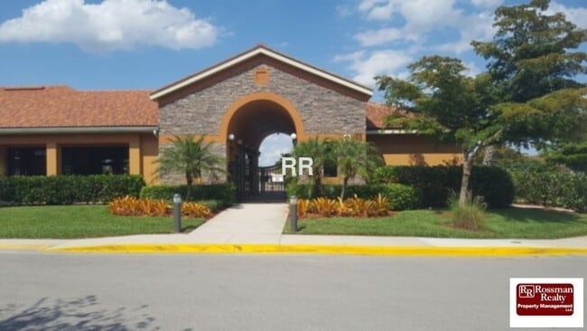 Building Photo - 11294 Red Bluff Ln