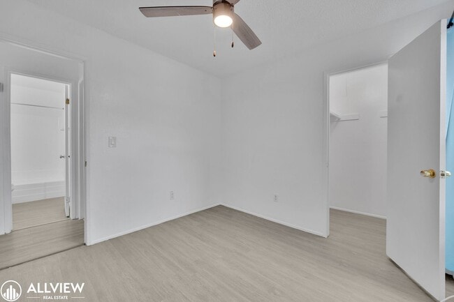 Building Photo - 9200 Harness St