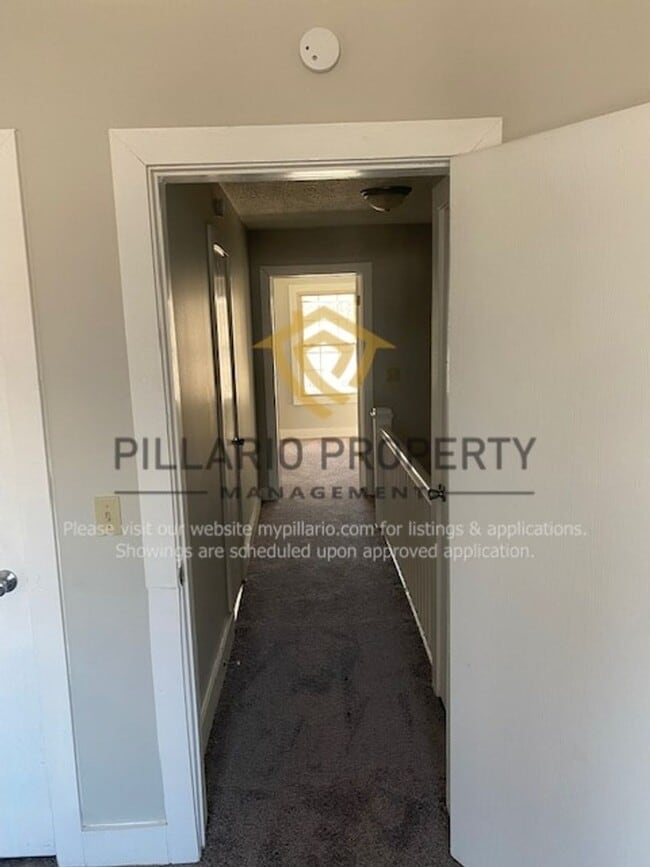 Building Photo - 3722-3724 N Illinois St